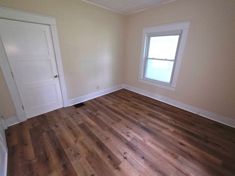 Tiny photo for 1204 N Dawley Street, Salem, IL 62881 (MLS # 12715259)