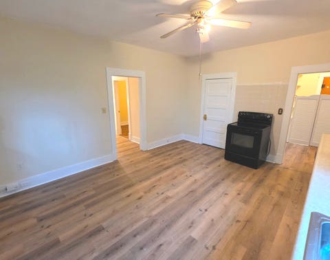 Tiny photo for 1204 N Dawley Street, Salem, IL 62881 (MLS # 12715259)