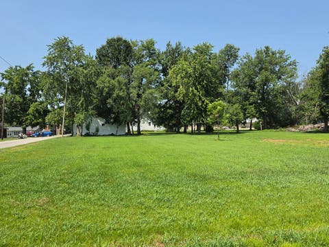 Tiny photo for 1204 N Dawley Street, Salem, IL 62881 (MLS # 12715259)