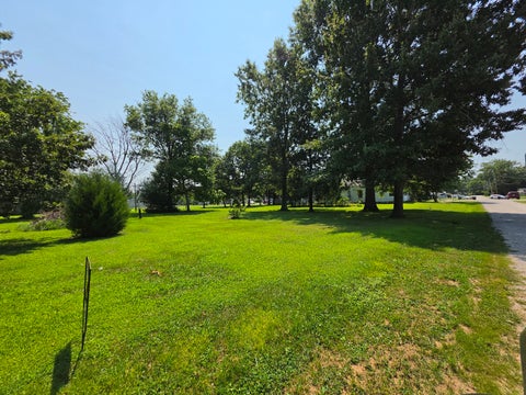 Tiny photo for 1204 N Dawley Street, Salem, IL 62881 (MLS # 12715259)