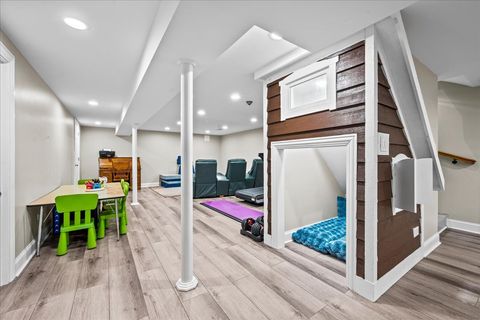 Tiny photo for 1116 Adirondack Drive, Northbrook, IL 60062 (MLS # 12574604)