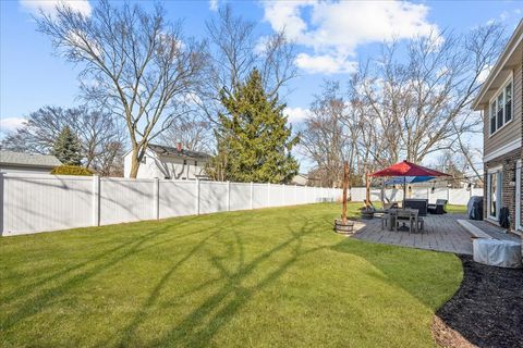 Tiny photo for 1116 Adirondack Drive, Northbrook, IL 60062 (MLS # 12574604)