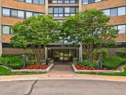 Photo of 101 Bar Harbour Road #2M, Schaumburg, IL 60193 (MLS # 12627967)