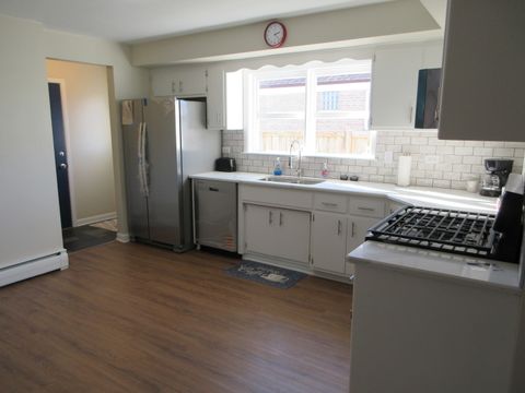 Tiny photo for 2918 W 99th Place, Evergreen Park, IL 60805 (MLS # 12474497)