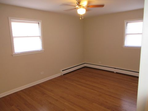 Tiny photo for 2918 W 99th Place, Evergreen Park, IL 60805 (MLS # 12474497)