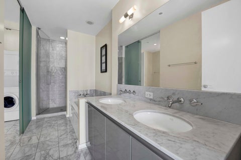 Tiny photo for 600 N Fairbanks Court #1504, Chicago, IL 60611 (MLS # 12772841)