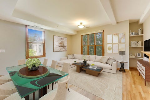 Tiny photo for 617 South Boulevard #H, Oak Park, IL 60302 (MLS # 12763765)
