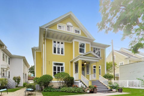 Tiny photo for 617 South Boulevard #H, Oak Park, IL 60302 (MLS # 12763765)