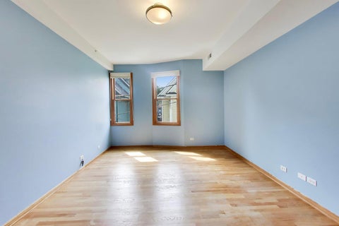Tiny photo for 617 South Boulevard #H, Oak Park, IL 60302 (MLS # 12763765)