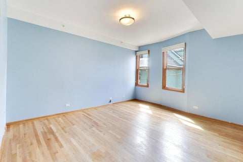 Tiny photo for 617 South Boulevard #H, Oak Park, IL 60302 (MLS # 12763765)