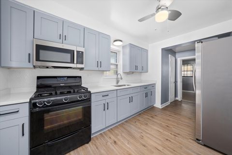 Tiny photo for 3905 W 81st Place, Chicago, IL 60652 (MLS # 12541391)