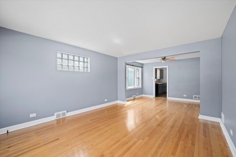 Tiny photo for 3905 W 81st Place, Chicago, IL 60652 (MLS # 12541391)