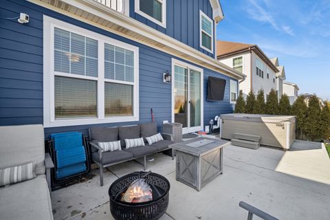 Tiny photo for 142 Roman Lane, Hawthorn Woods, IL 60047 (MLS # 12610688)