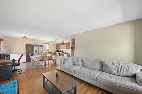 Tiny photo for 770 Birchbark Trail, Carol Stream, IL 60188 (MLS # 12582569)