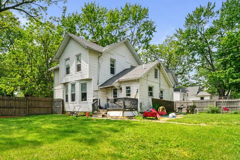 Tiny photo for 804 W 14th Street, Davenport, IA 52804 (MLS # 12656092)