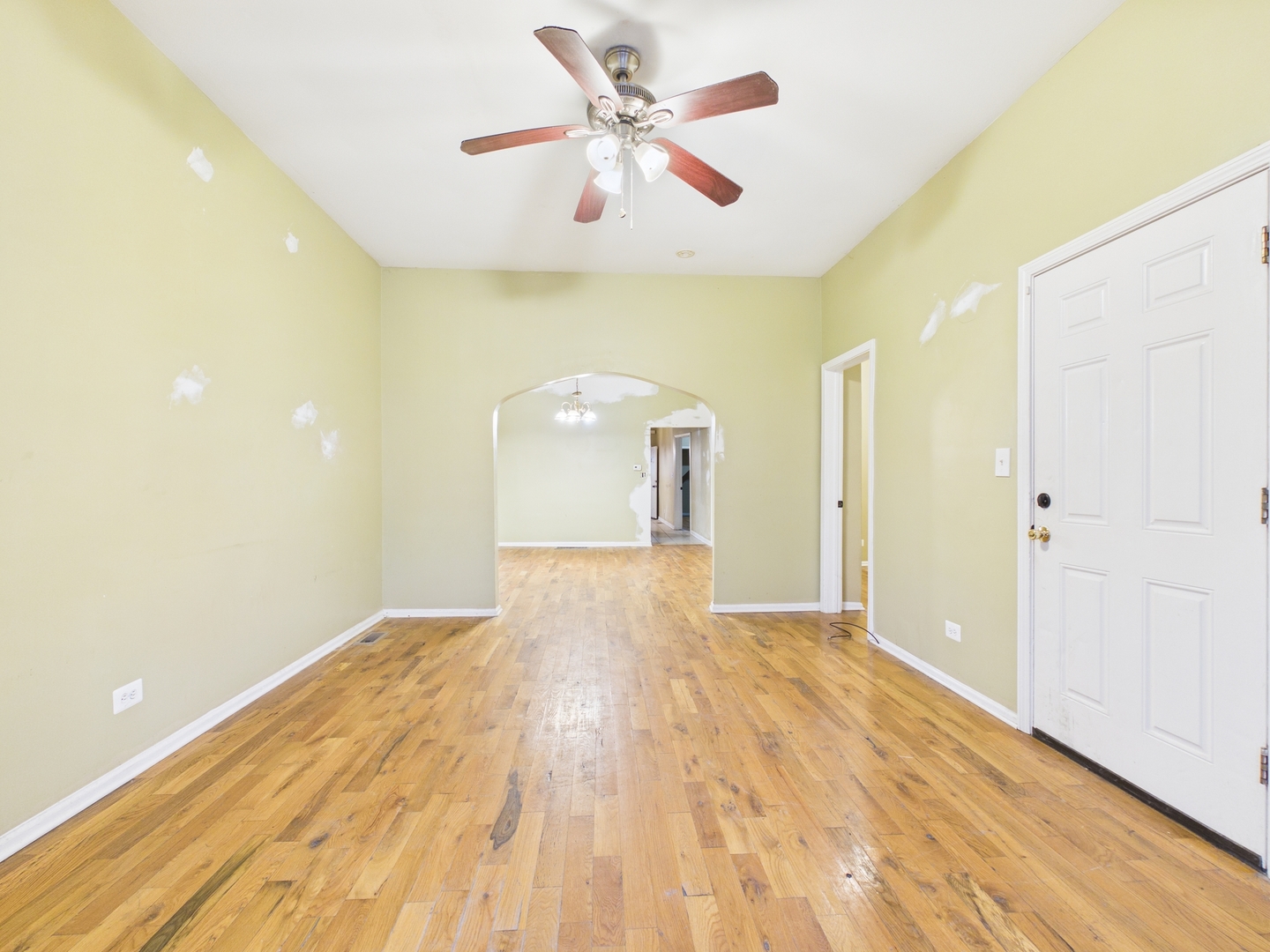 6940 S Bishop Street