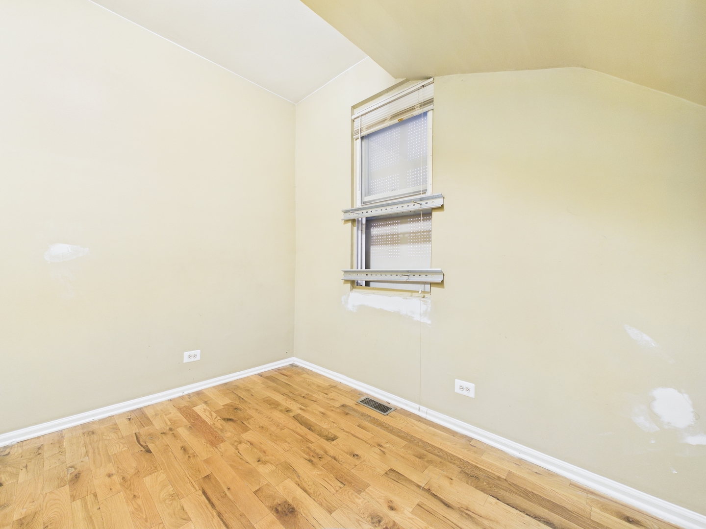 6940 S Bishop Street