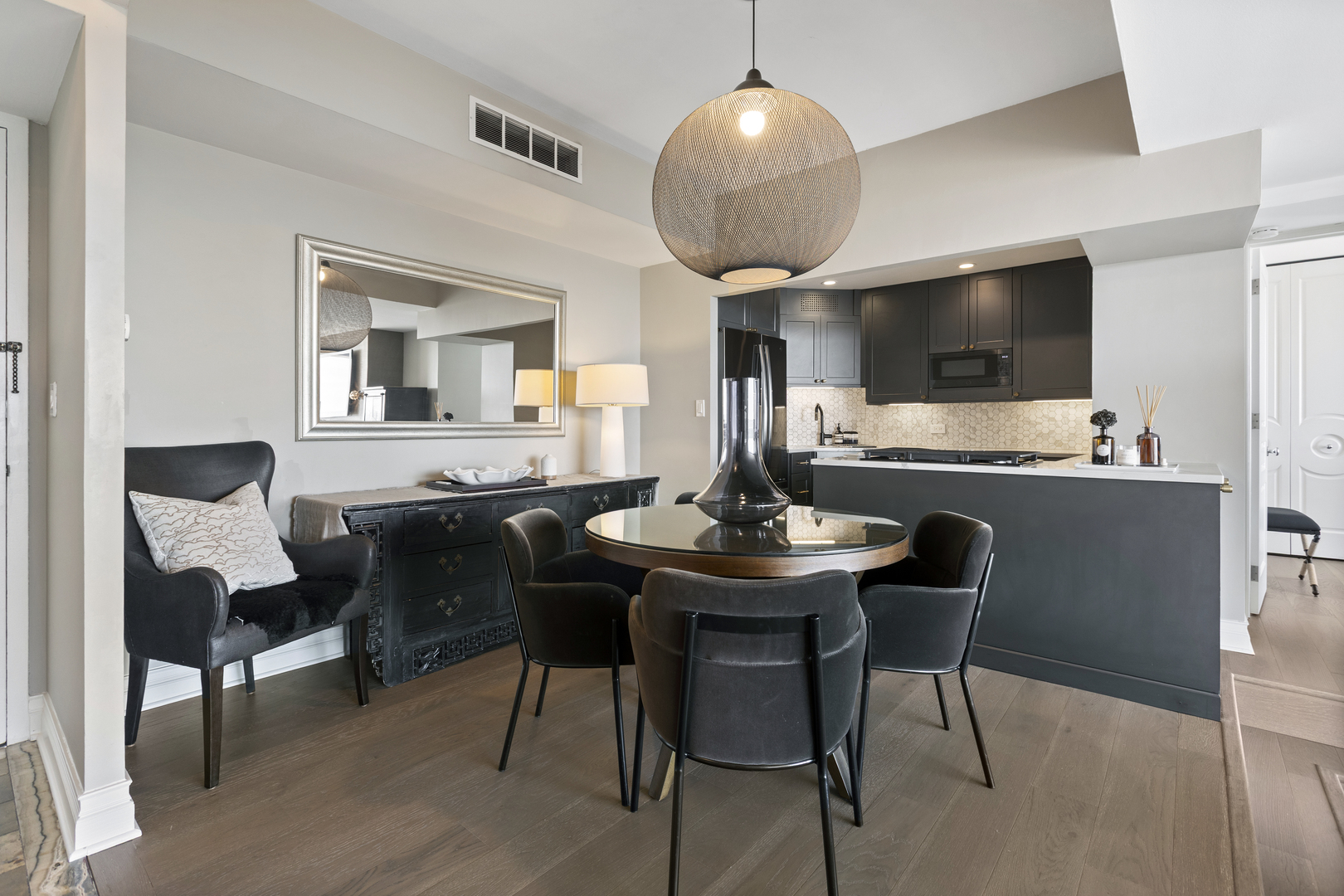 3200 N Lake Shore Drive 702