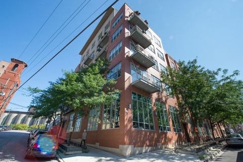 824 W Superior Street 207 Chicago IL 60642