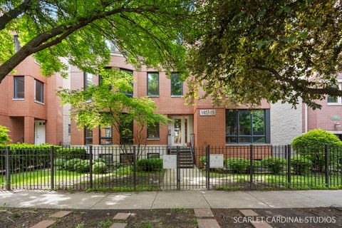 Photo of 1419 W Fillmore Street #3W, Chicago, IL 60607 (MLS # 12657266)