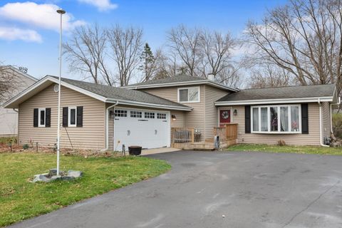 543 Norman Drive Cary IL 60013