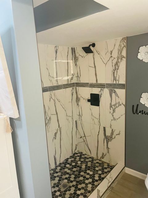 Tiny photo for 907 E 162nd Place, South Holland, IL 60473 (MLS # 12401700)