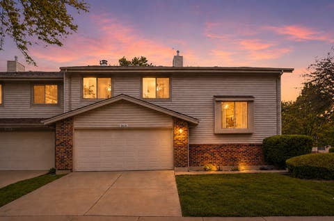 Photo of 18630 Golfview Drive, Hazel Crest, IL 60429 (MLS # 12705091)