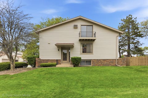 Tiny photo for 18630 Golfview Drive, Hazel Crest, IL 60429 (MLS # 12705091)
