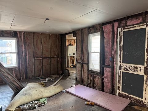 Tiny photo for 323 1st Avenue, Clinton, IA 52372 (MLS # 12567691)