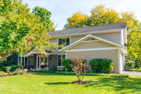 Photo of 6 Devonshire Lane, Lincolnshire, IL 60069 (MLS # 12474025)