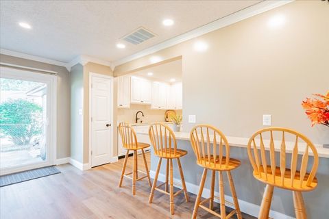 Tiny photo for 16 Holly Drive, Clinton, IL 61727 (MLS # 12480035)