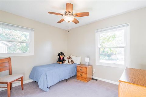 Tiny photo for 16 Holly Drive, Clinton, IL 61727 (MLS # 12480035)