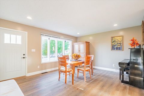 Tiny photo for 16 Holly Drive, Clinton, IL 61727 (MLS # 12480035)