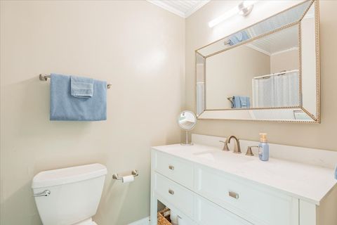 Tiny photo for 16 Holly Drive, Clinton, IL 61727 (MLS # 12480035)