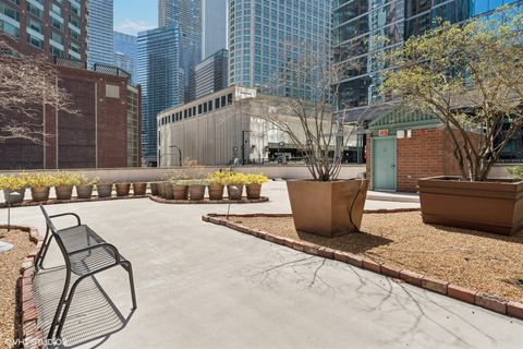 Tiny photo for 440 N McClurg Court #111, Chicago, IL 60611 (MLS # 12530699)