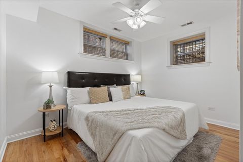 Tiny photo for 1525 W Cullom Avenue #G, Chicago, IL 60613 (MLS # 12613611)