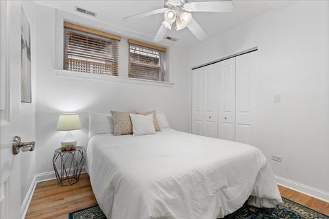 Tiny photo for 1525 W Cullom Avenue #G, Chicago, IL 60613 (MLS # 12613611)