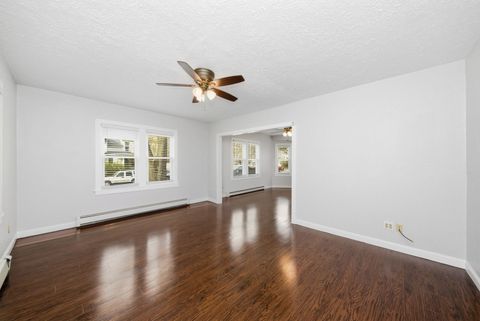Tiny photo for 500 Catherine Street, Ottawa, IL 61350 (MLS # 12619628)