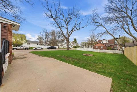 Tiny photo for 500 Catherine Street, Ottawa, IL 61350 (MLS # 12619628)