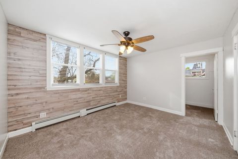 Tiny photo for 500 Catherine Street, Ottawa, IL 61350 (MLS # 12619628)