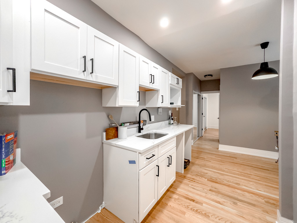 626 W Stratford Place 1E