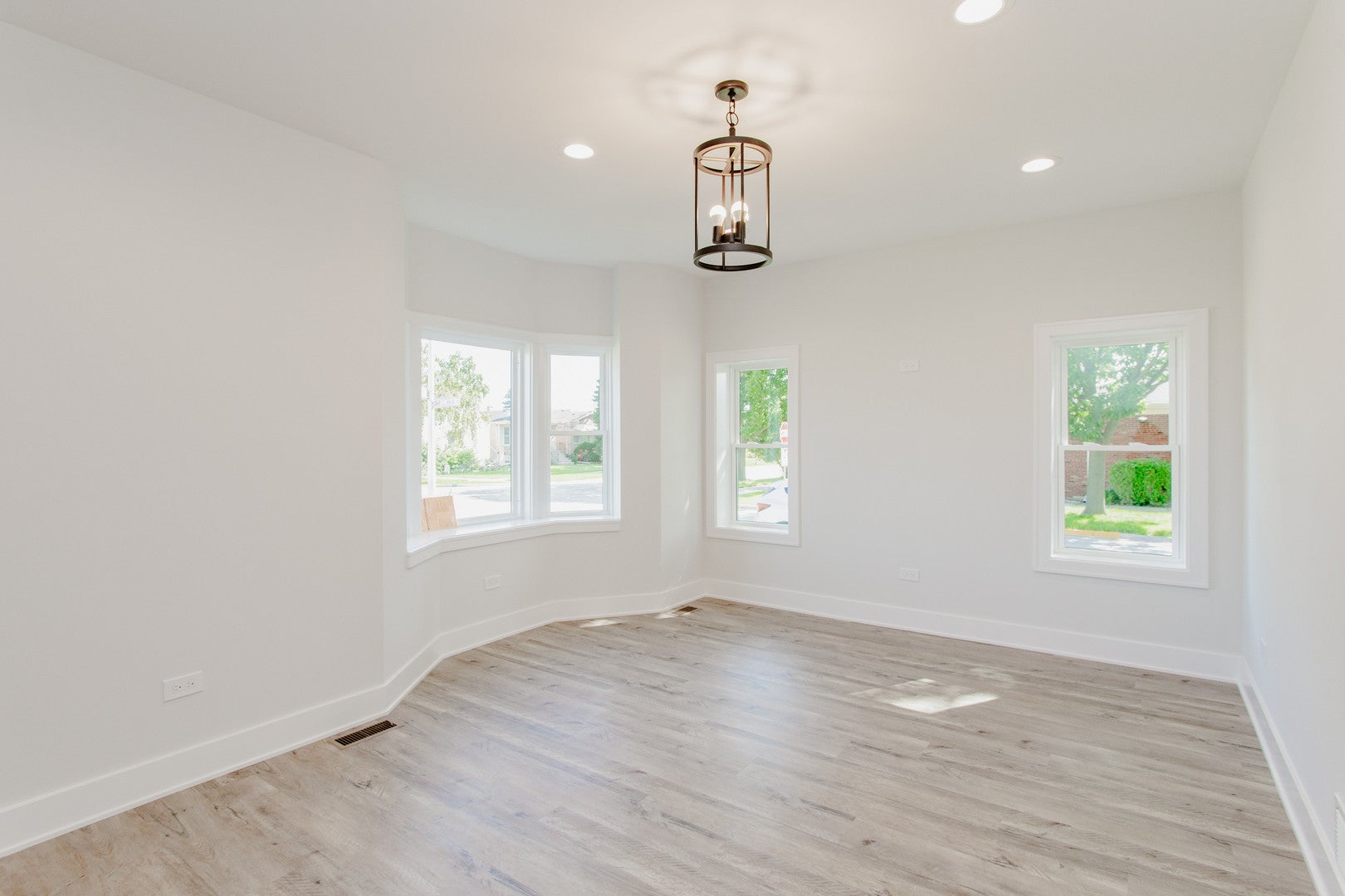 7301 Pensacola Avenue