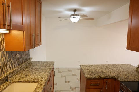 Tiny photo for 860 E Old Willow Road #136, Prospect Heights, IL 60070 (MLS # 12772172)