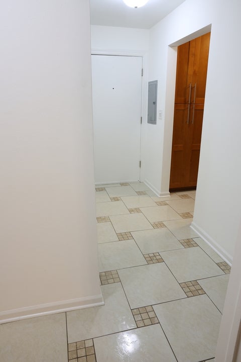Tiny photo for 860 E Old Willow Road #136, Prospect Heights, IL 60070 (MLS # 12772172)