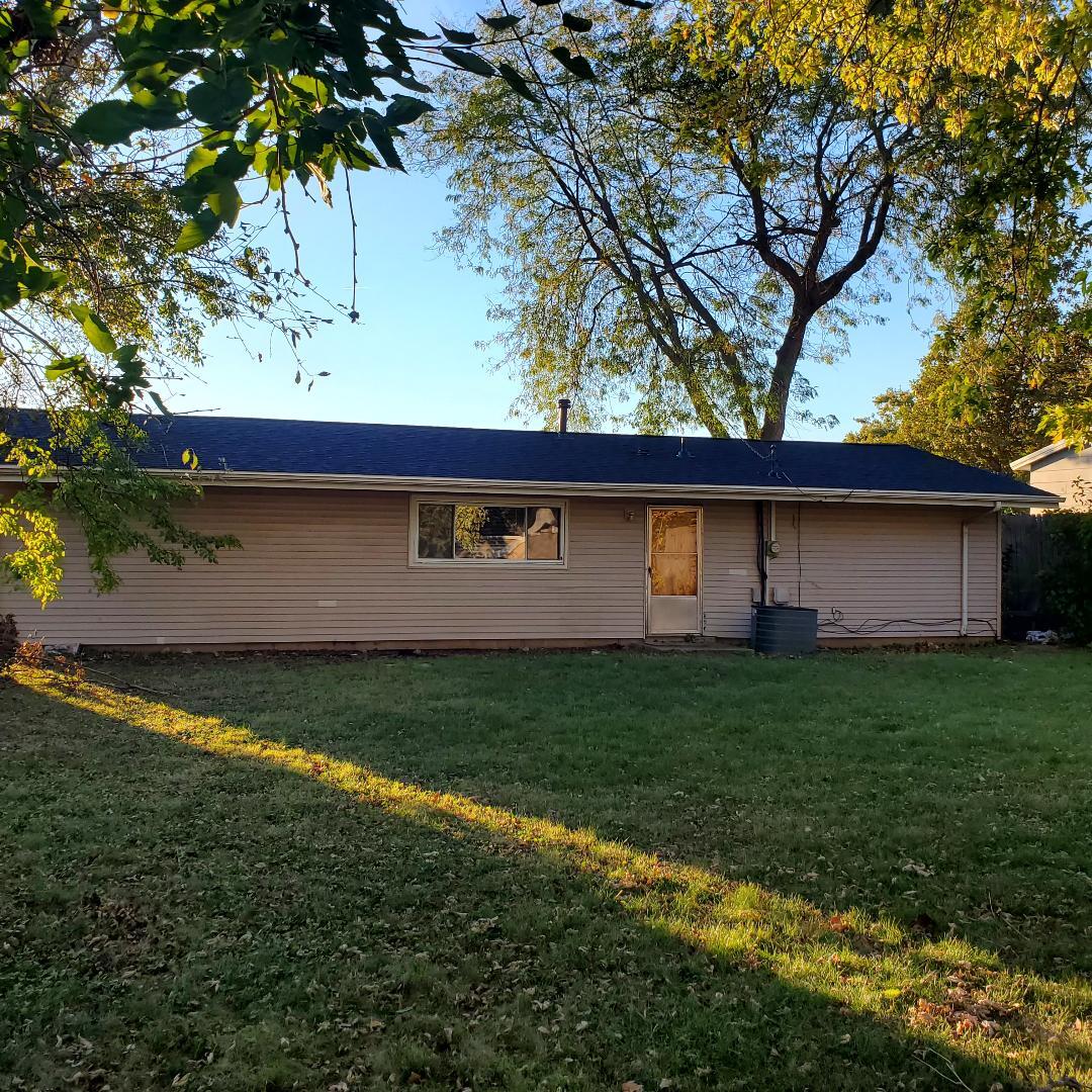 1504 N Mattis Avenue