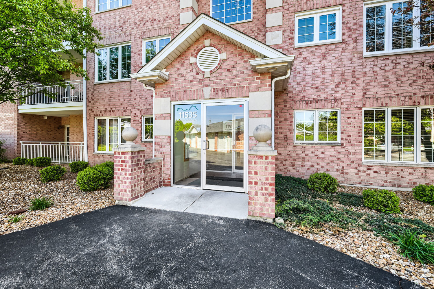 11535 Settlers Pond Way 2C