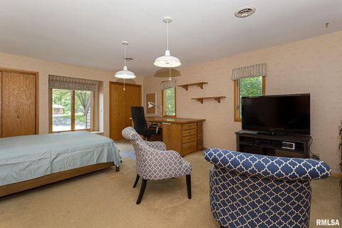 Tiny photo for 28018 230TH Street, Le Claire, IA 52753 (MLS # QC4269478)