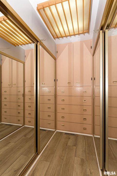 Tiny photo for 28018 230TH Street, Le Claire, IA 52753 (MLS # QC4269478)