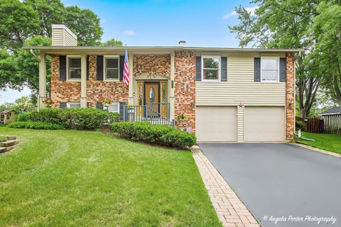 Photo of 1899 W Alder Drive, Hoffman Estates, IL 60192 (MLS # 12671744)