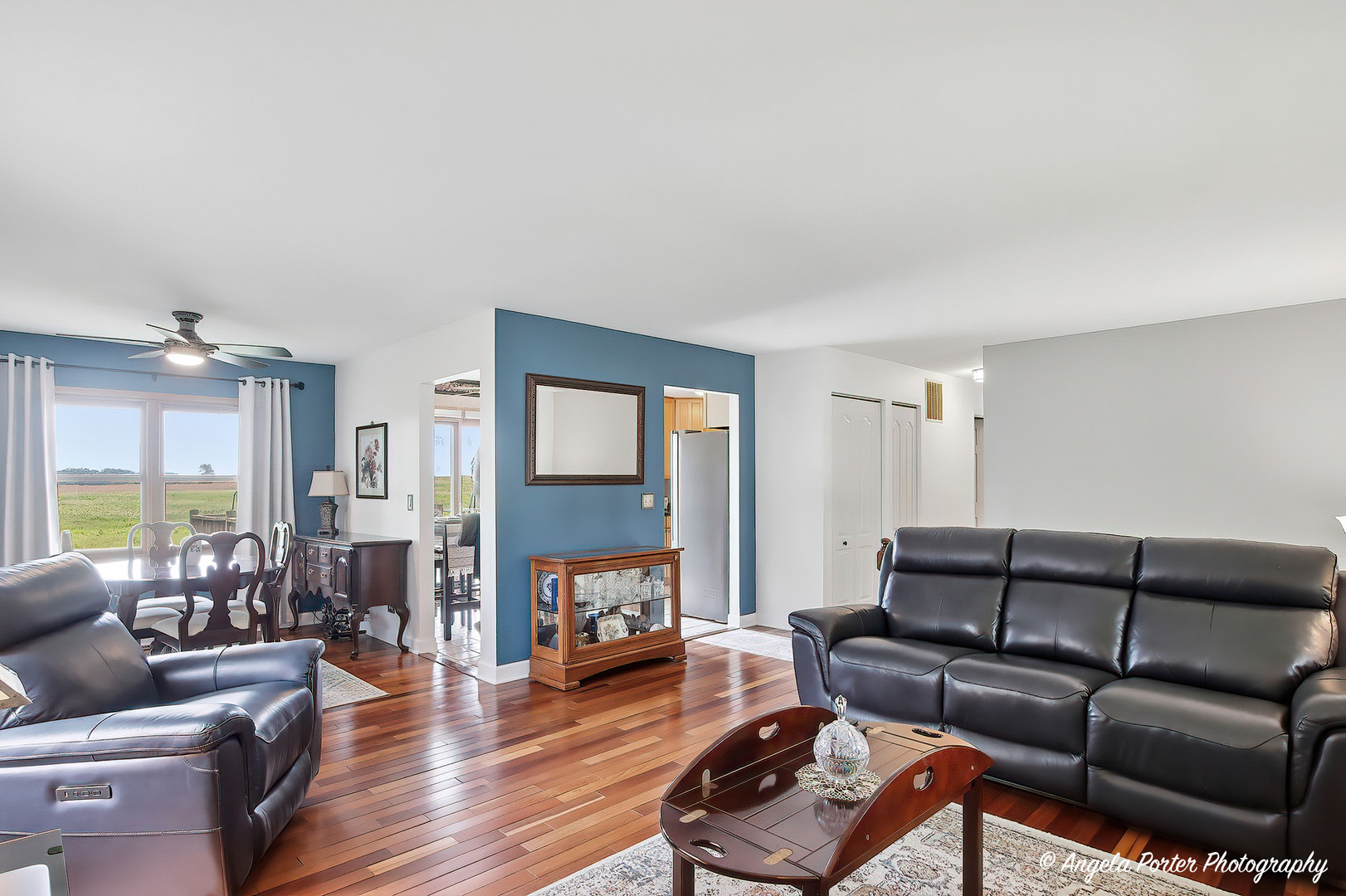 1899 W Alder Drive